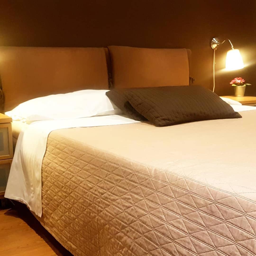 קטאניה XX Miglia Rooms & Apartments מראה חיצוני תמונה