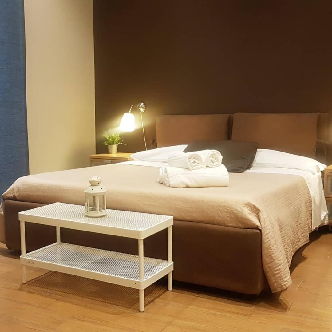 קטאניה XX Miglia Rooms & Apartments מראה חיצוני תמונה