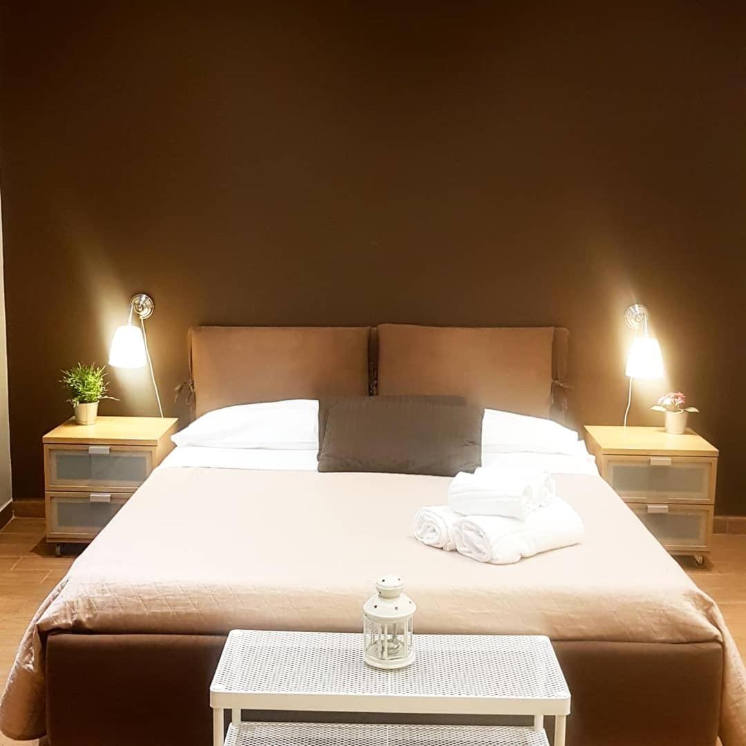 קטאניה XX Miglia Rooms & Apartments מראה חיצוני תמונה