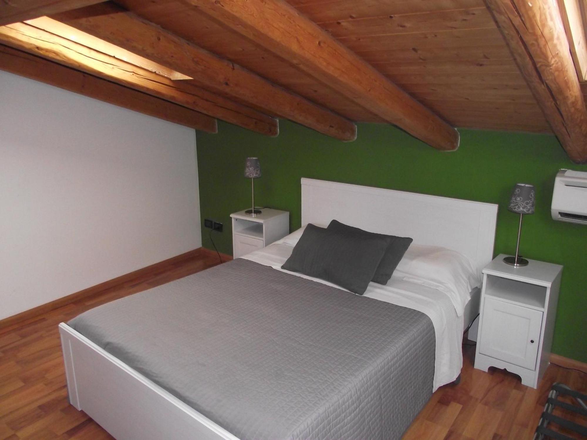 קטאניה XX Miglia Rooms & Apartments מראה חיצוני תמונה